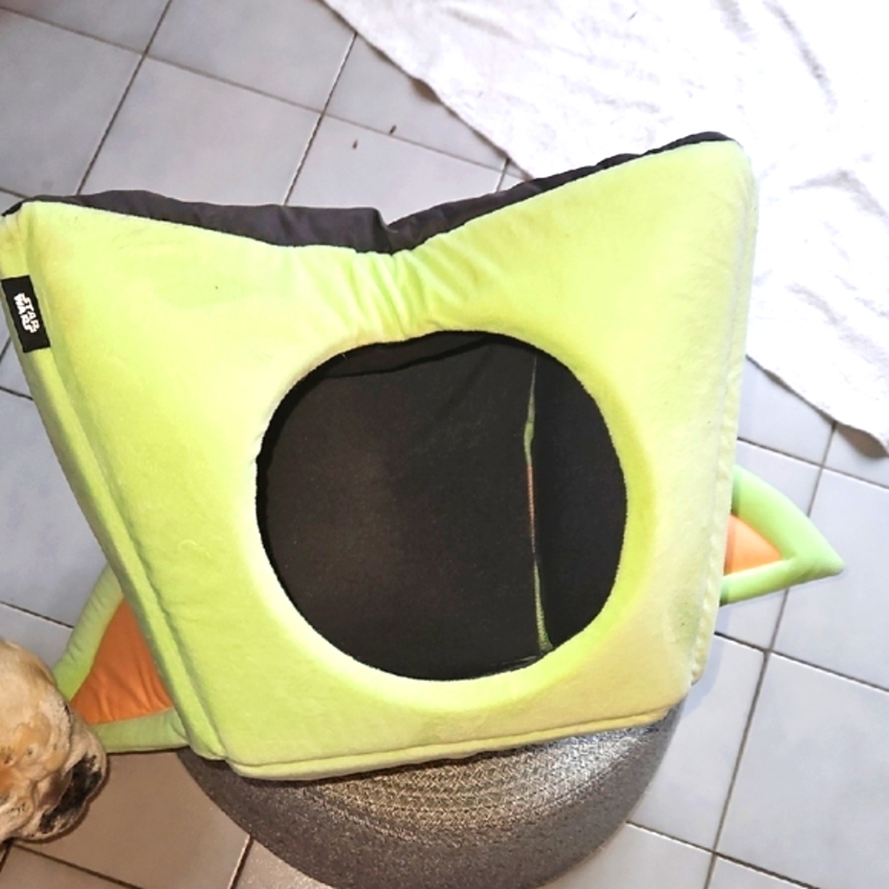 Star Wars THE CHILD Pet Cave Bed - Picture 7 of 8